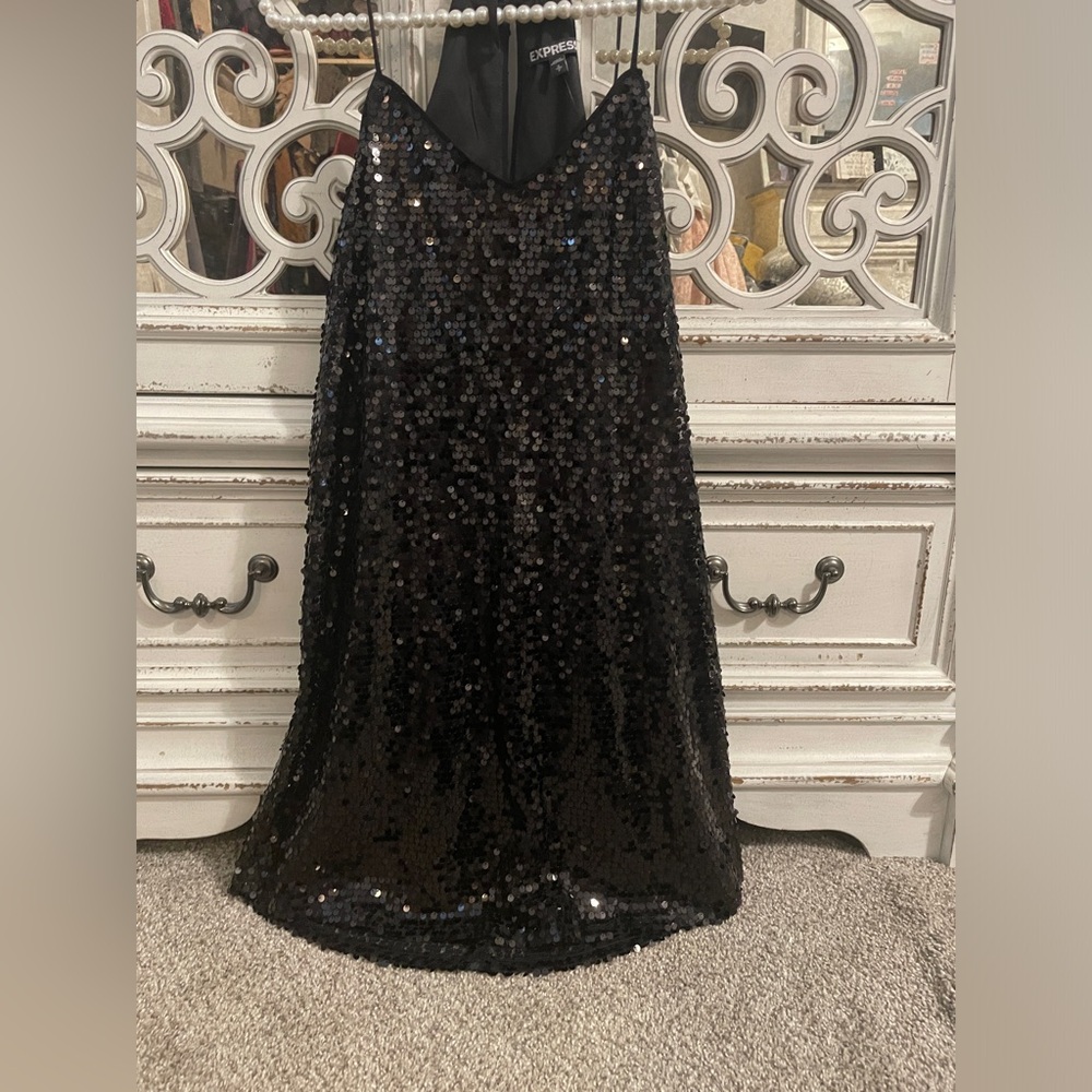 NWT BLACK SEQUIN DRESS